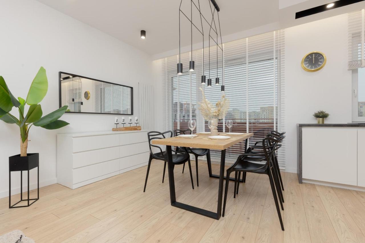 Loft Apartment With Parking In Warsaw By Noclegi Renters Varsóvia Exterior foto